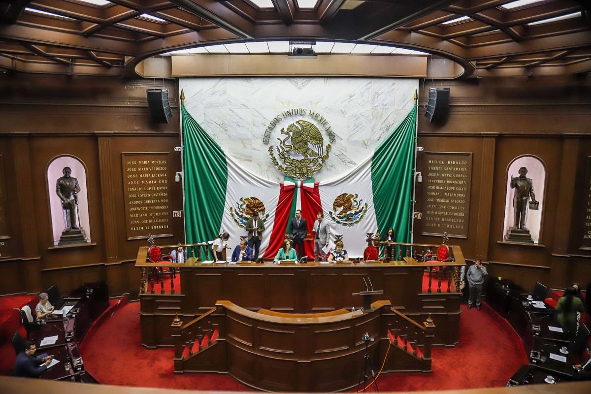 Al Heroico Colegio Militar, Presea Constitución de 1814, del Congreso de Michoacán