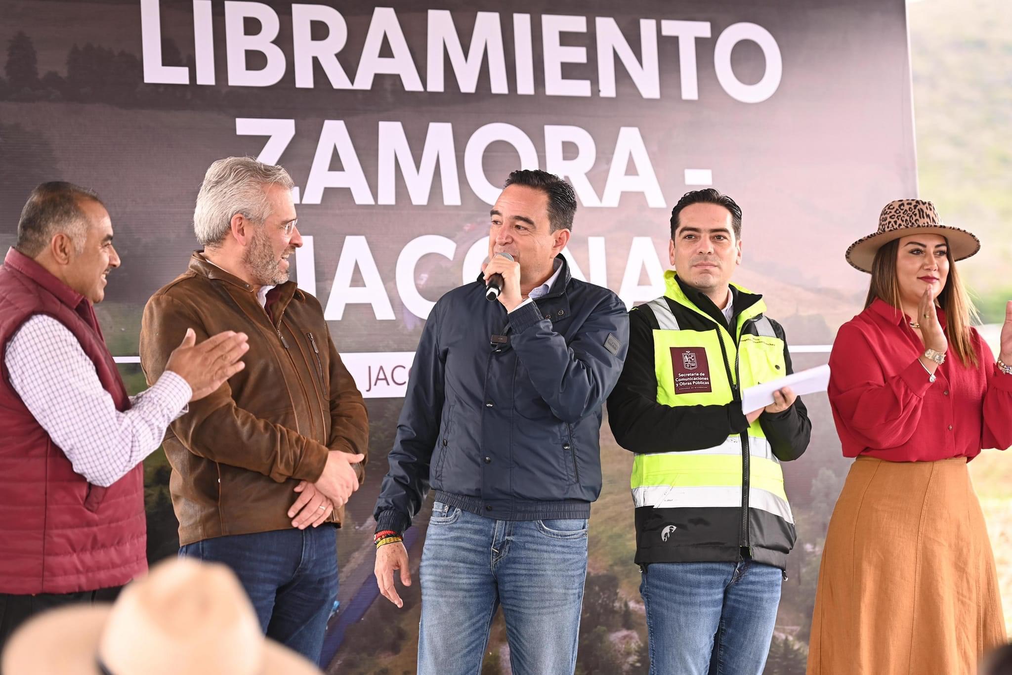 Carlos Soto participó en la inauguración del libramiento Zamora-Jacona