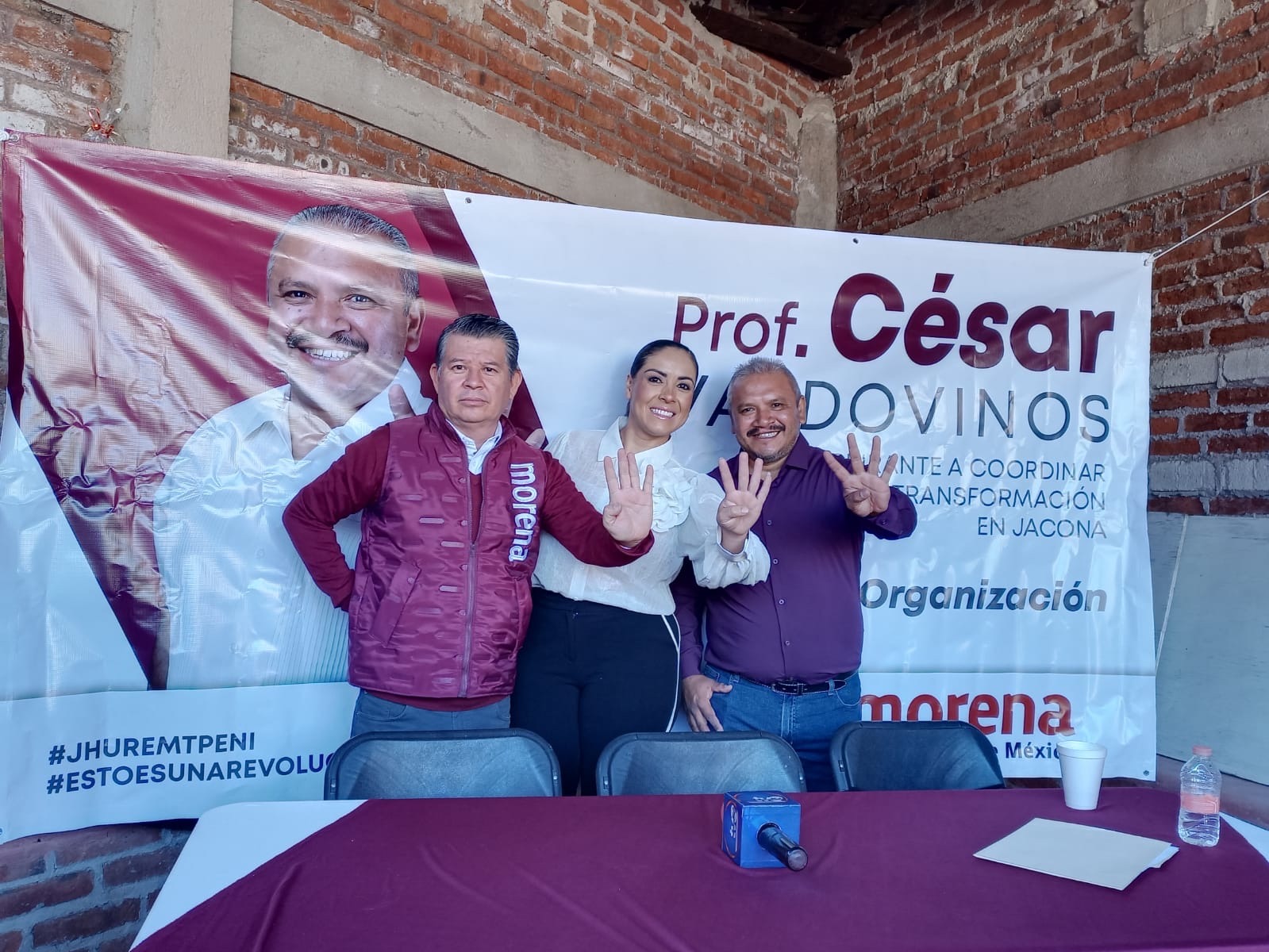 Van por candidatura de Morena a la alcaldía de Jacona César Valdovinos, Gloria Piceno y Enrique Escalera