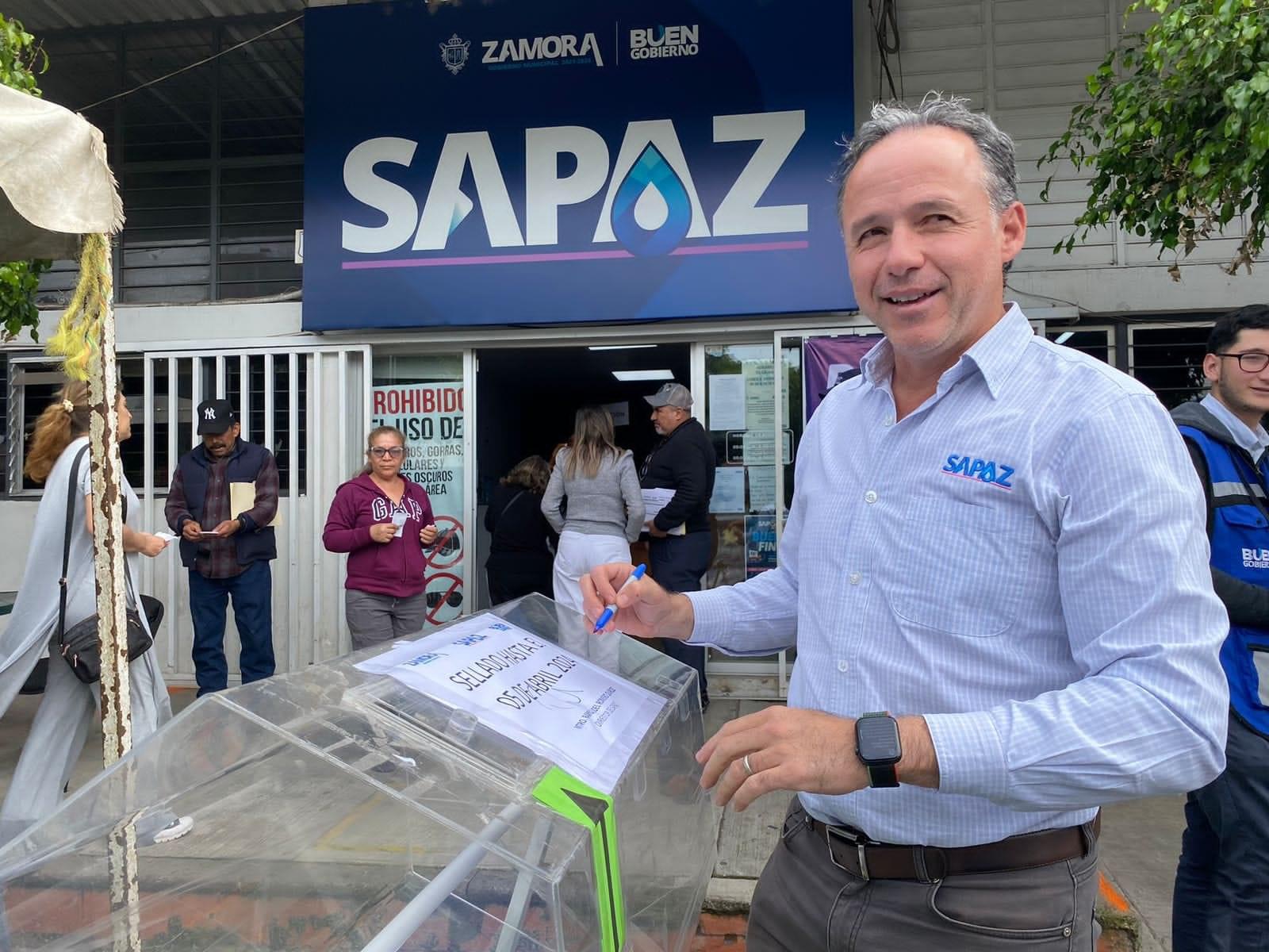 El presidente Carlos Soto invitó a zamoranos a aprovechar descuentos en el SAPAZ