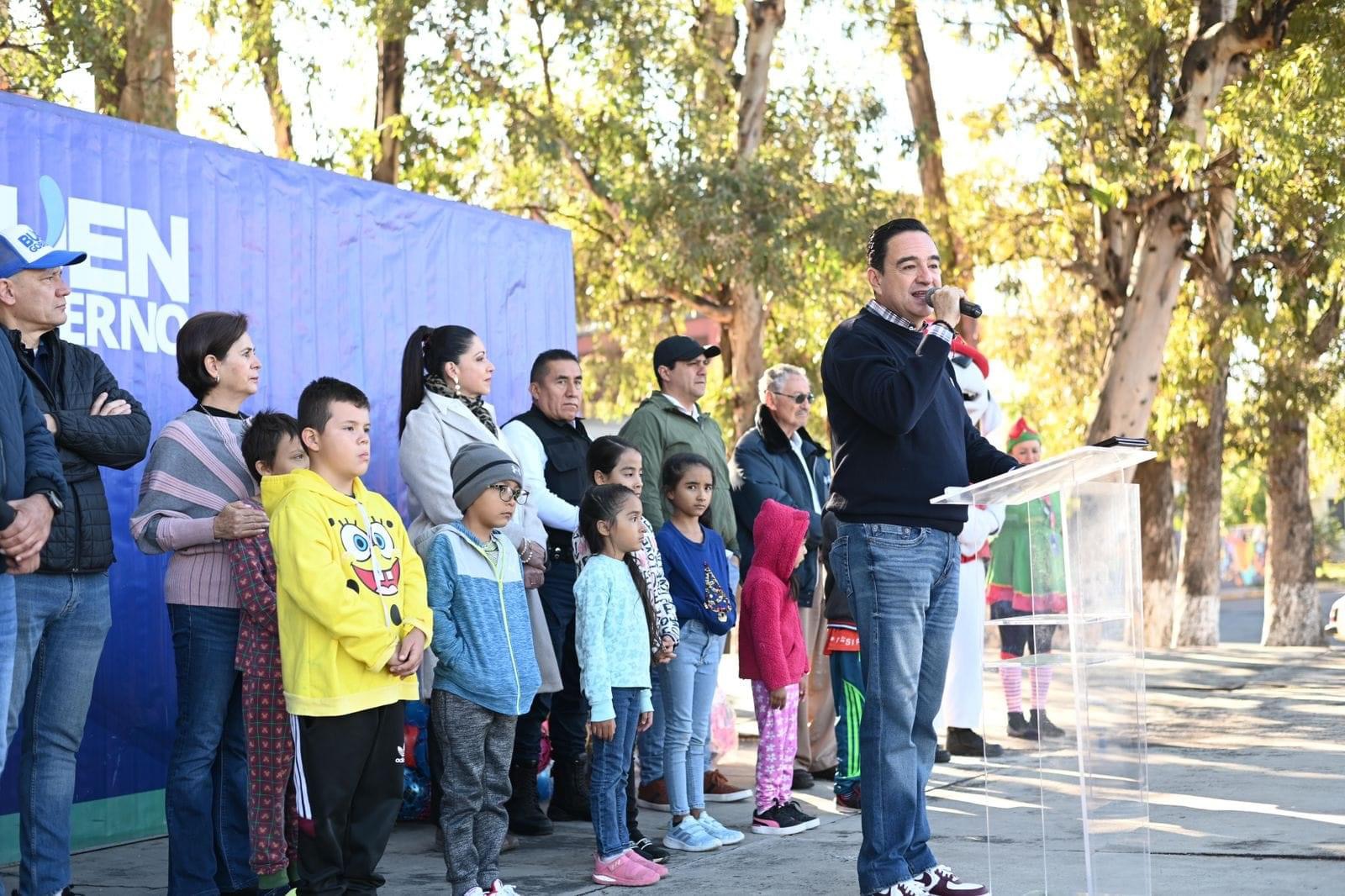 Carlos Soto puso en marcha la campaña “Sueños y Sonrisas”.
