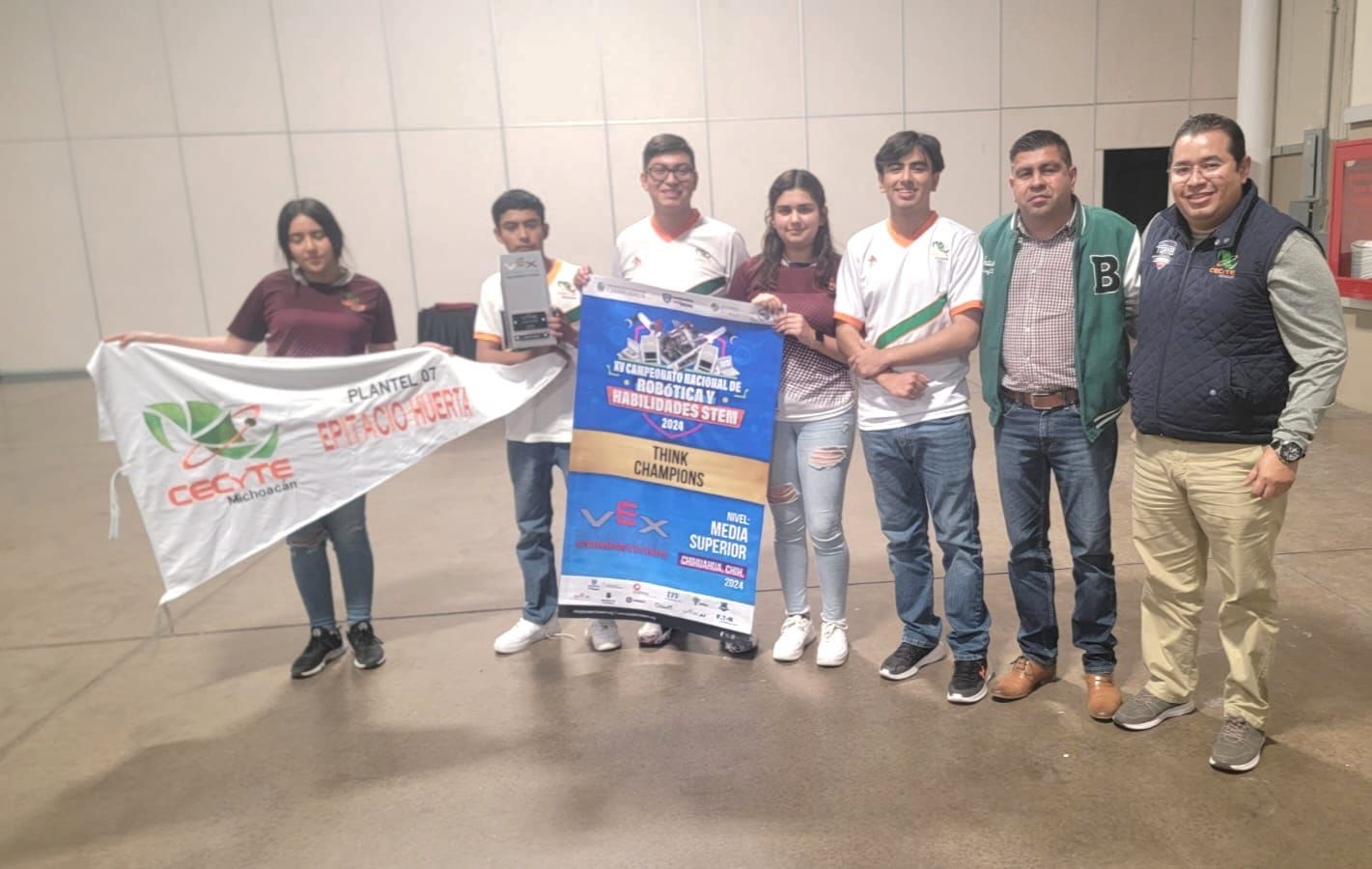 Estudiantes del Cecytem campeones nacionales de Programación, se van al mundial de Robótica