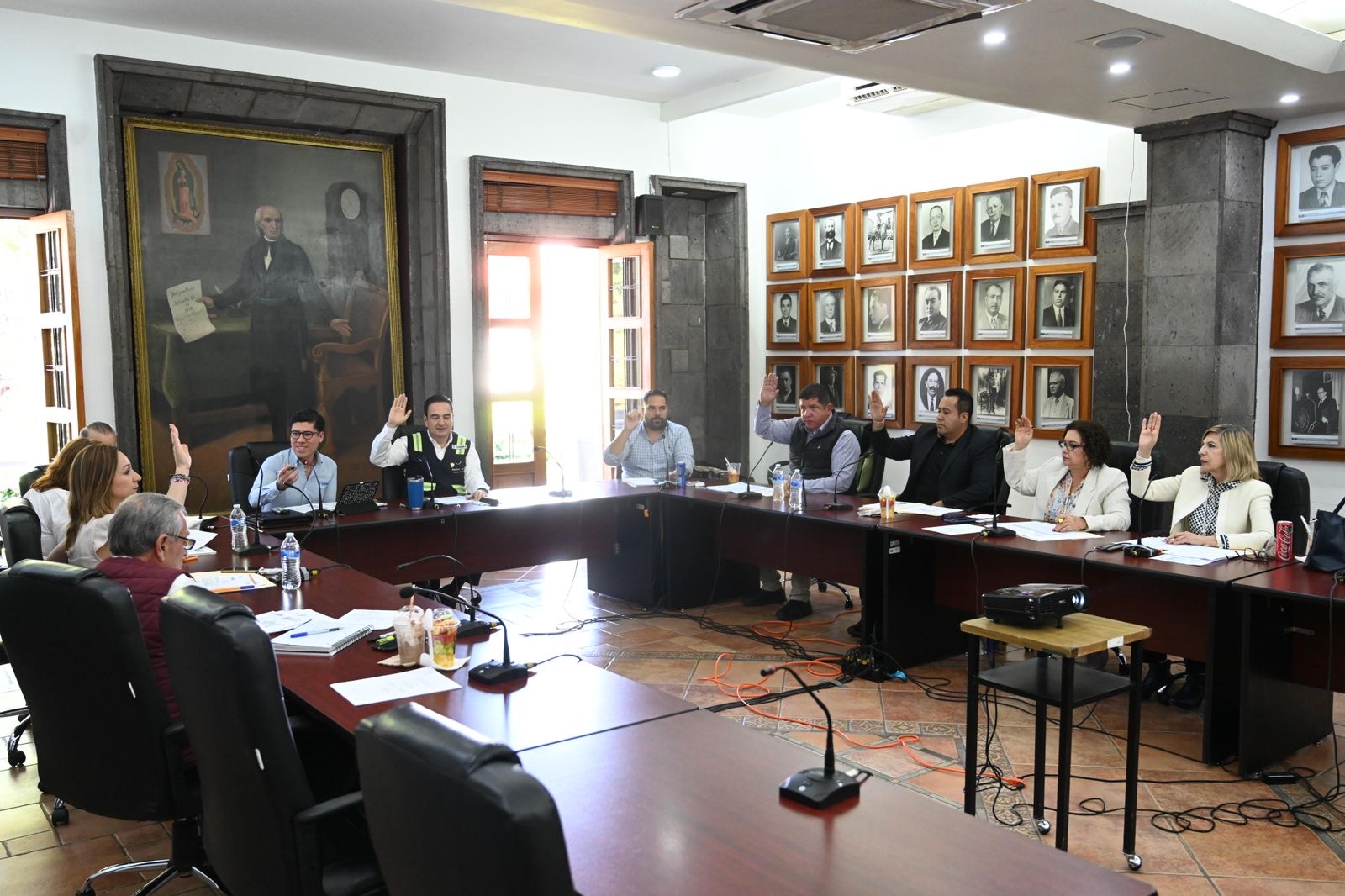 Integrantes de Cabildo aprueban aplicación de recursos provenientes de la regularización de vehículos extranjeros