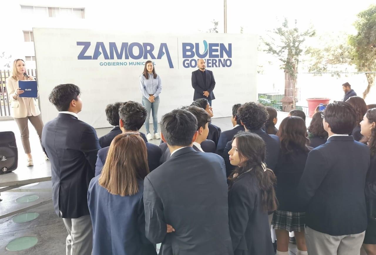 Realizan la Expo Orienta Zamora 2024