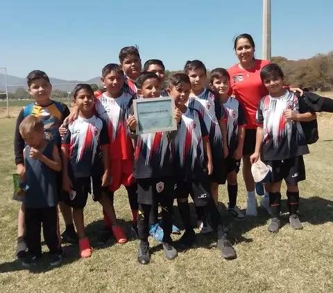 Niños de Linces Zamora siguen ganando terreno en torneos locales