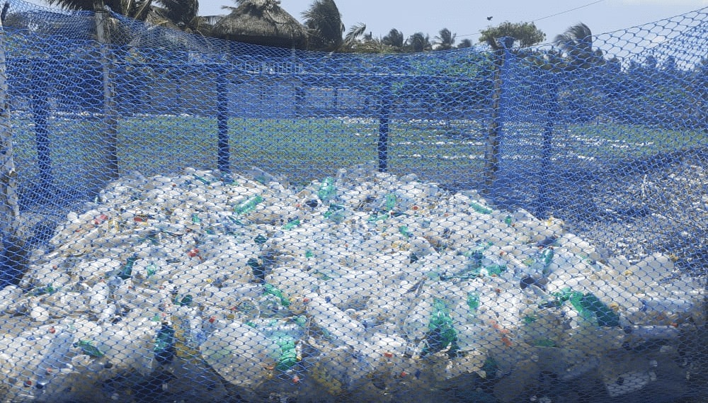 Jacona, único municipio en la región que cuenta con centro de acopio de plásticos