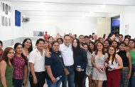 Estudiantes del CESZAM agradecen charla productiva con Carlos Soto