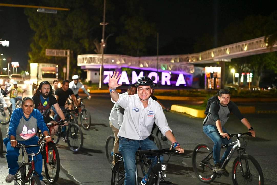 Apoyo total de ciclistas a Carlos Soto 