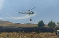 Brigadistas combaten por tierra y aire incendio forestal en Chilchota; atienden 9 más