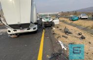 2 mujeres muertas y nueve lesionados, saldo de carambola vehicular en la autopista de Occidente 