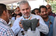 Impulsará Bedolla indicación geográfica del molcajete de San Nicolás Obispo