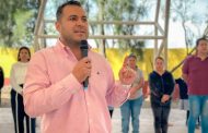 Presidente Enoc Tamayo con apoyo de la SEE logra cobertura total de maestros en 4 escuelas de Ixtlán