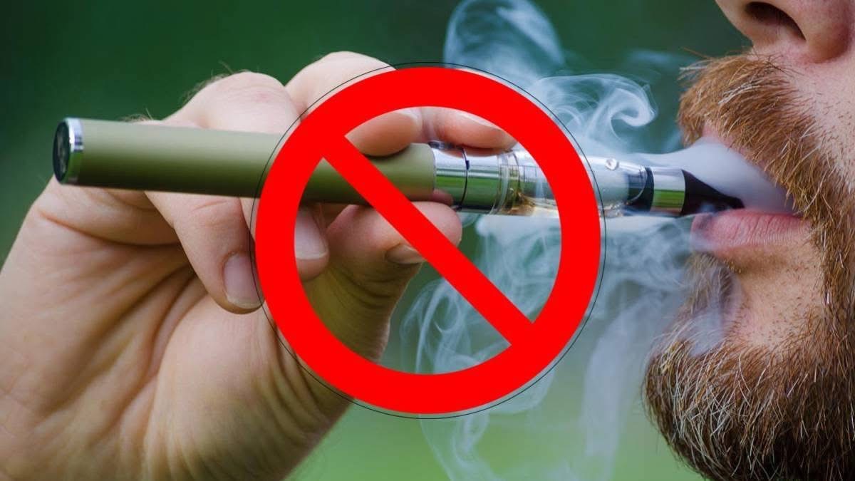 Legislar para prohibir no reducirá el uso de cigarrillos electrónicos