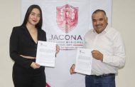 Firman convenio Gobierno de Jacona y Escuela de Inglés
