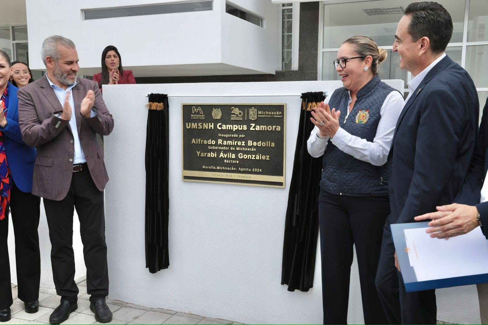 Bedolla inauguró en 2024 campus universitarios de Zamora y Uruapan, tras años de abandono
