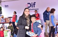 DIF Zamora e Híper Soriana llevan alegría a niños del programa “Becas Padrino”