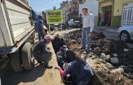 Sustituyen Tubería de Drenaje Sanitario para Mejorar el Servicio en la calle Justo Sierra