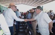 Bedolla toma protesta al Consejo Regulador del Limón; llama a unidad del sector