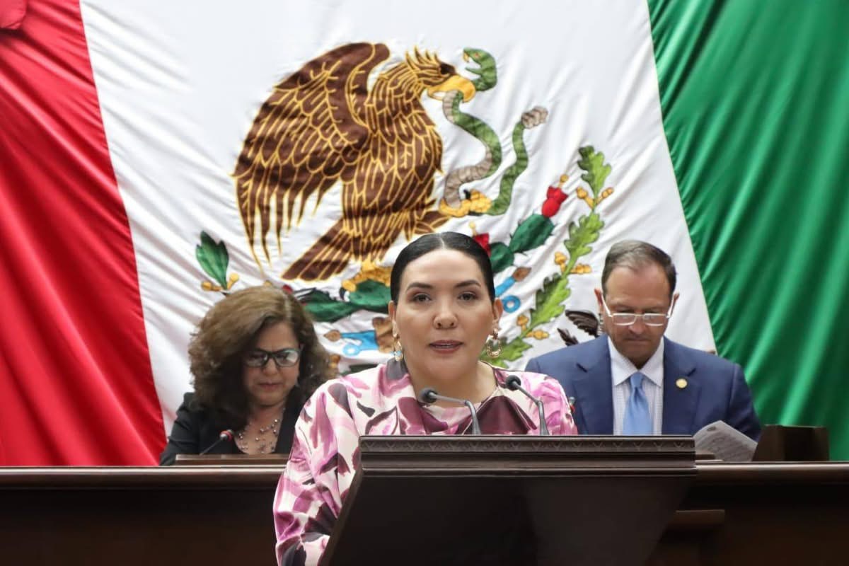 Incrementar sanciones a quienes difunda imágenes de violencia de mujeres y menores e información propone Adriana Campos Huirache