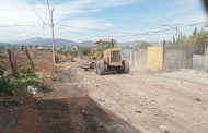Gobierno Municipal Mejora Caminos en La Sauceda y Frente a la Secundaria 19 de Junio