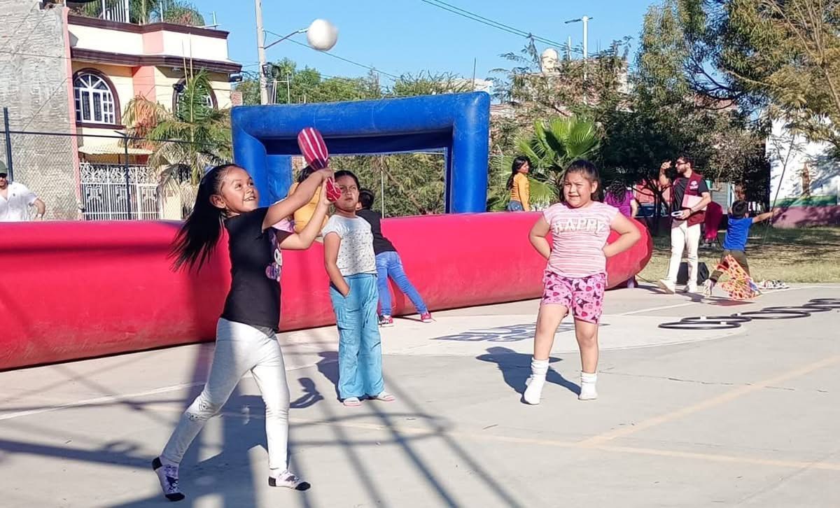 Niños y Niñas de la Colonia Salinas de Gortari Disfrutaron de “Tardes de Juego” en un Espacio Seguro y Creativo