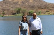 Isidoro Mosqueda continuó su gira de trabajo en Jacona junto con Diputada