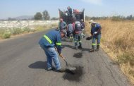 Aplican Programa de Mantenimiento a Vialidades en Ario de Rayón