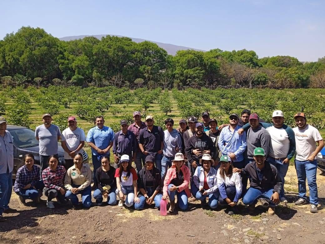 Realizan exposición y práctica en campo de Jacona para mostrar insumos y fertilizantes orgánicos