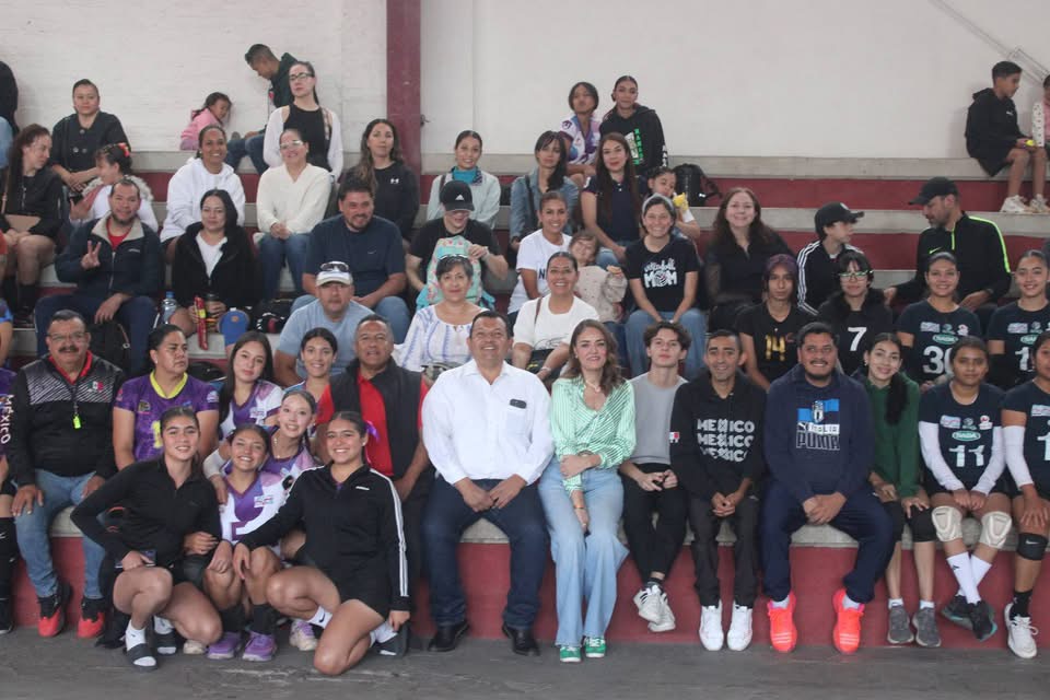 Todo un éxito en Jacona el Torneo de Volibol 🏐