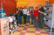 ENTREGA SAMUEL HIDALGO PROYECTOS PRODUCTIVOS A PIEDADENSES