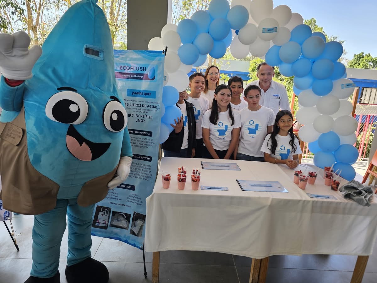 SAPAZ Evalúa Proyectos Estudiantiles en Feria Big Challenge sobre Conservación del Agua