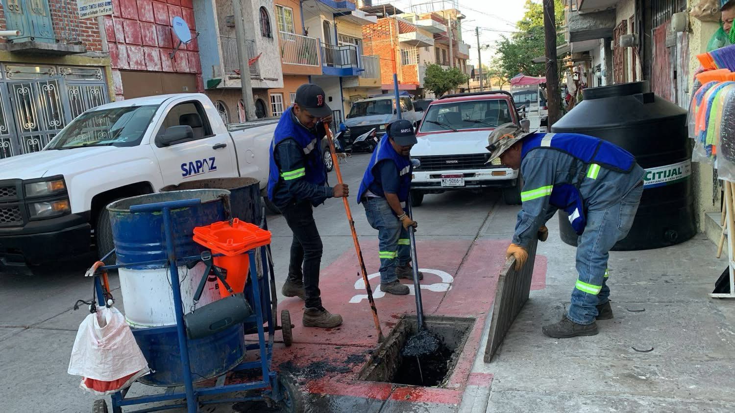 SAPAZ Refuerza Prevención con Limpieza de Alcantarillas en Zamora
