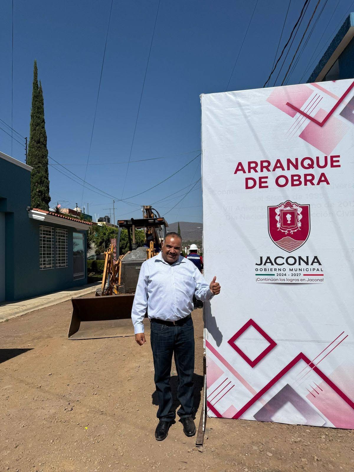 Ponen en marcha introducción de drenaje en calle Las Fuentes de Jacona