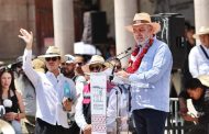 Inaugura Bedolla mercado de Pátzcuaro; referente económico, turístico y cultural de la región