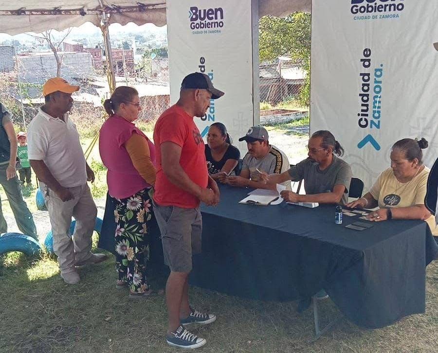 Renuevan liderazgo vecinal en la colonia 2 de Octubre