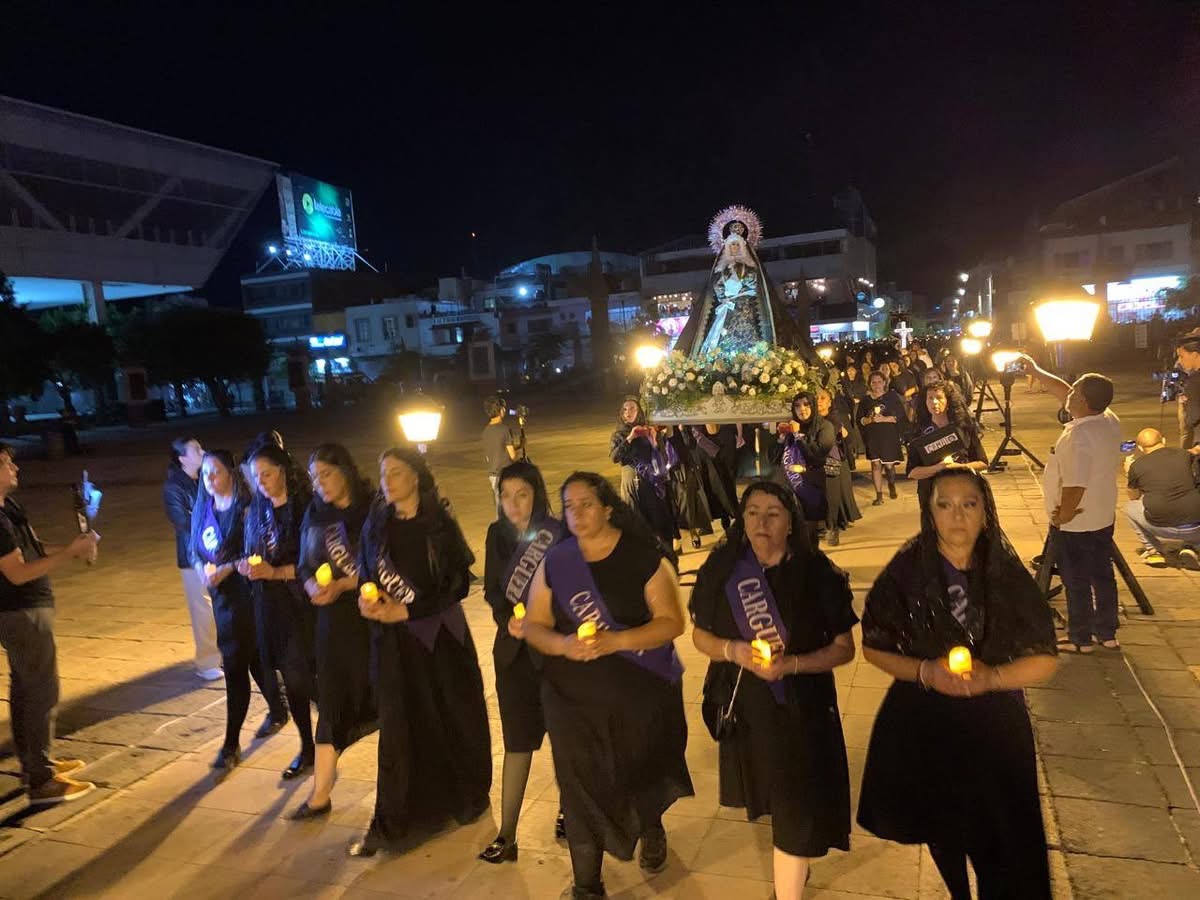 Procesión del Silencio de Mujeres reunió a más de 25 mil asistentes y se consolida como tradición