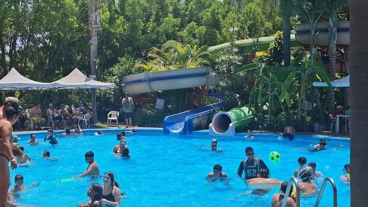 Más de 200 parques acuáticos te esperan estas vacaciones en Michoacán