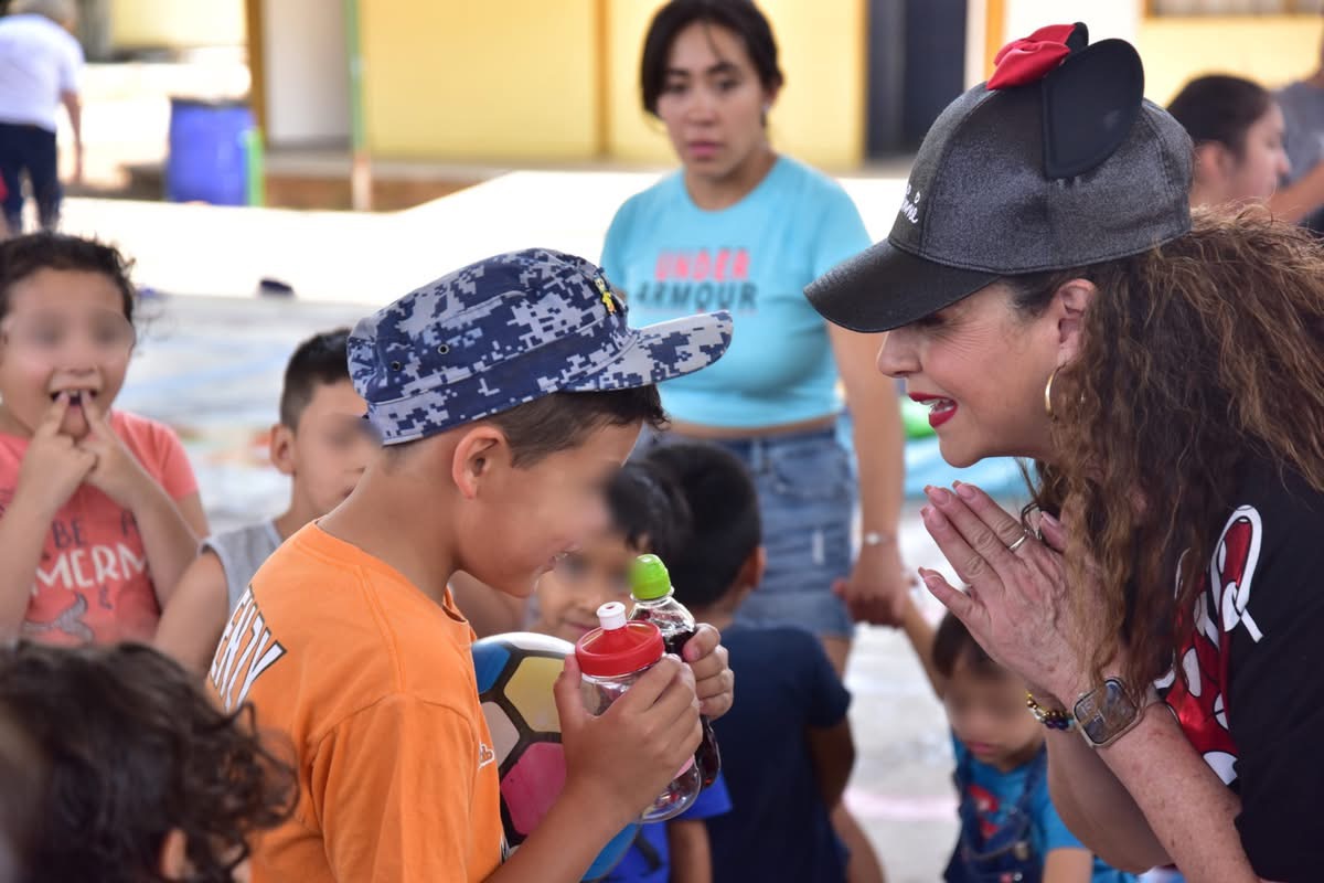 DIF Zamora celebra el Día del Niño con entrega de juguetes en el CAM Laboral
