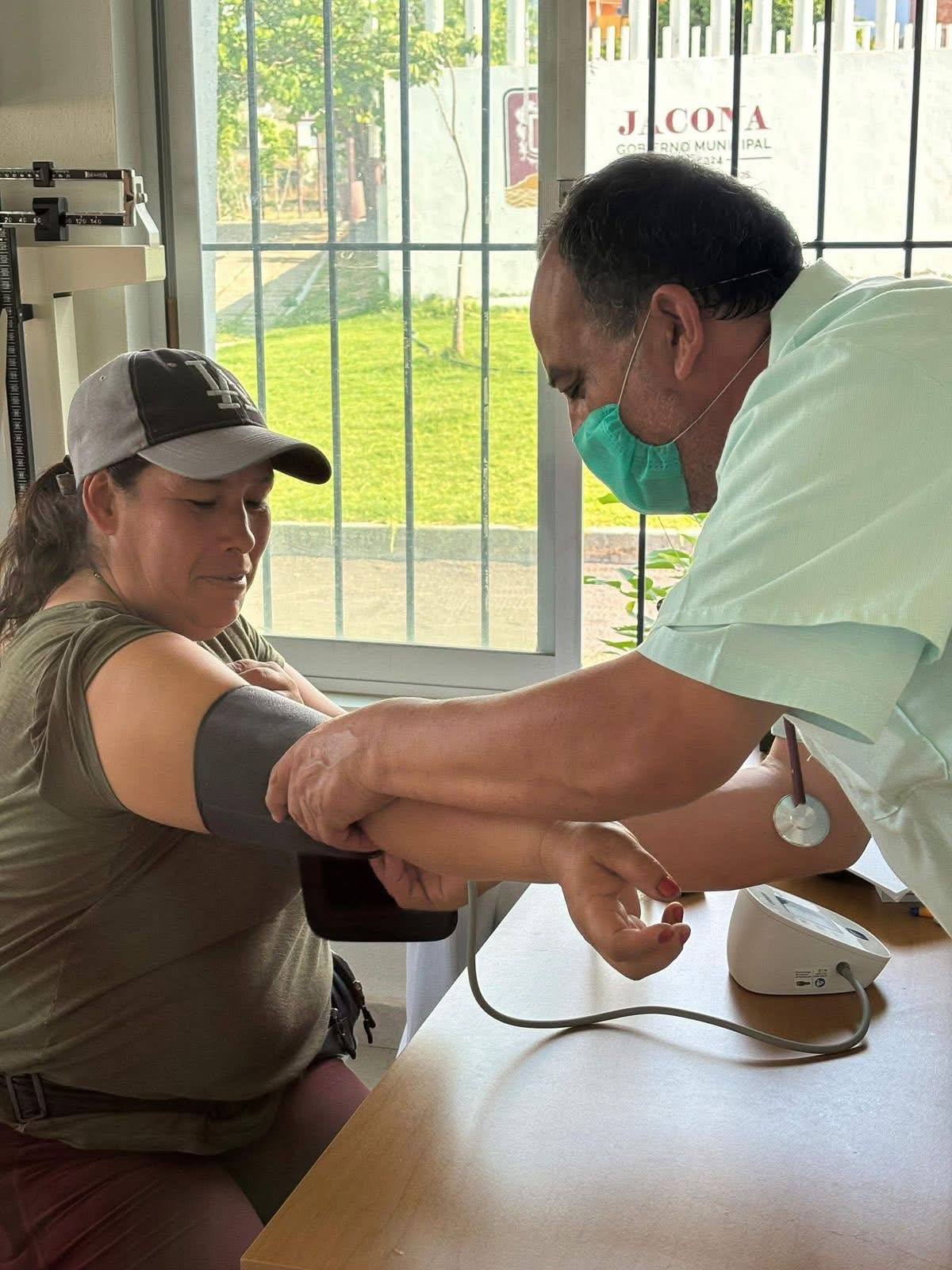 Todo un éxito “Médico en Tu Colonia”