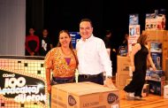 Concursos, regalos y alegría en el festejo del Día del Maestro en Zamora