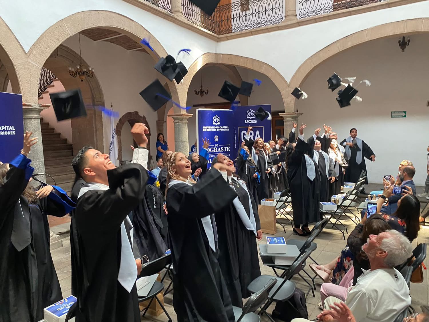 Egresan alumnos de la generación 2025 de Universidad Capital