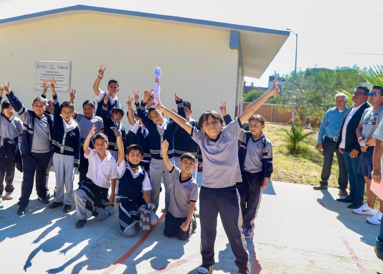 Continúan con normalidad las clases en escuelas de Michoacán: SEE