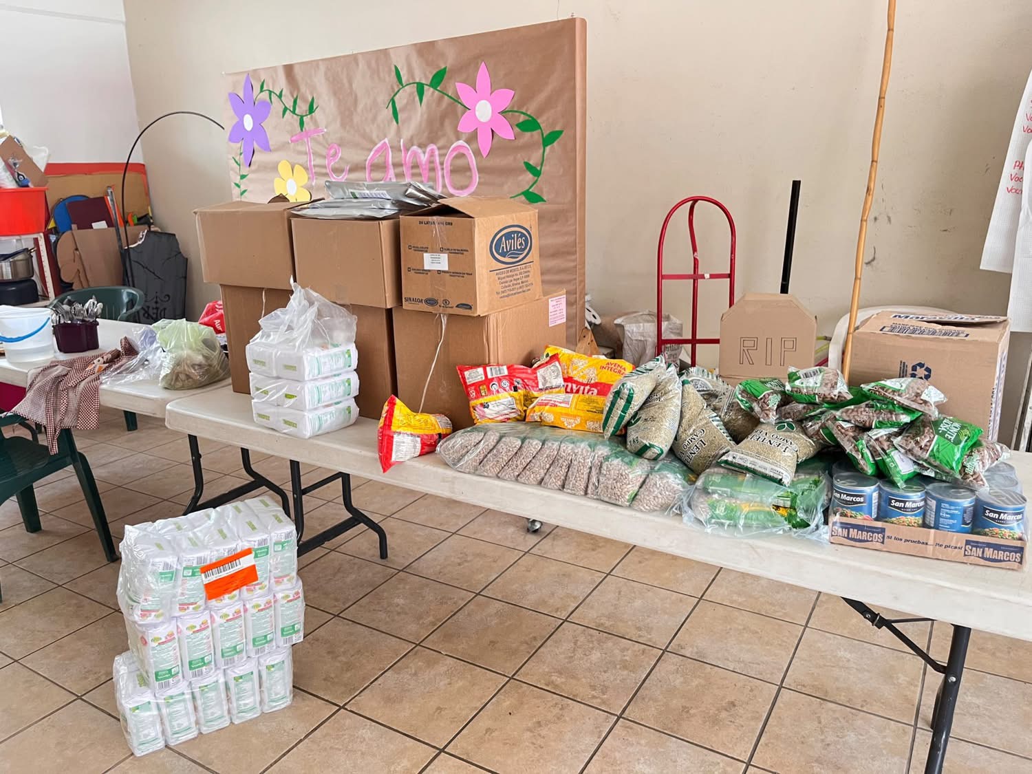 DIF Zamora inicia entrega de dotaciones alimenticias en centros educativos