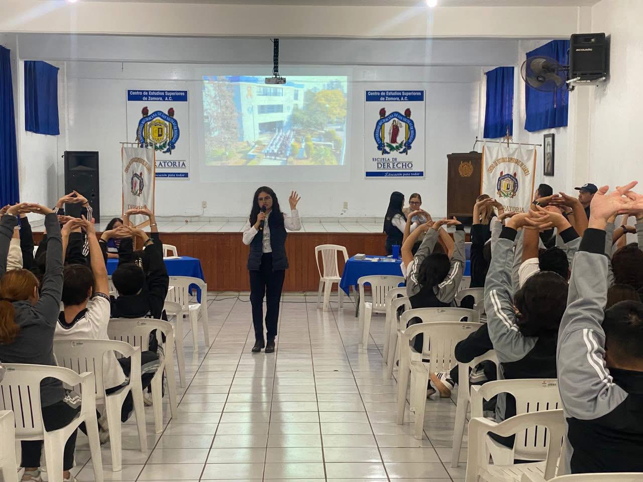 Imparten Taller sobre la Ley Olimpia a Estudiantes de Zamora