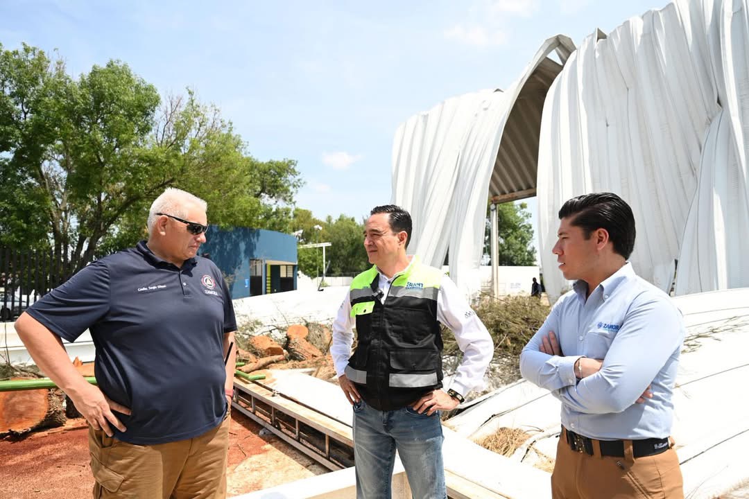 Carlos Soto supervisó atención a zonas afectadas tras la tromba