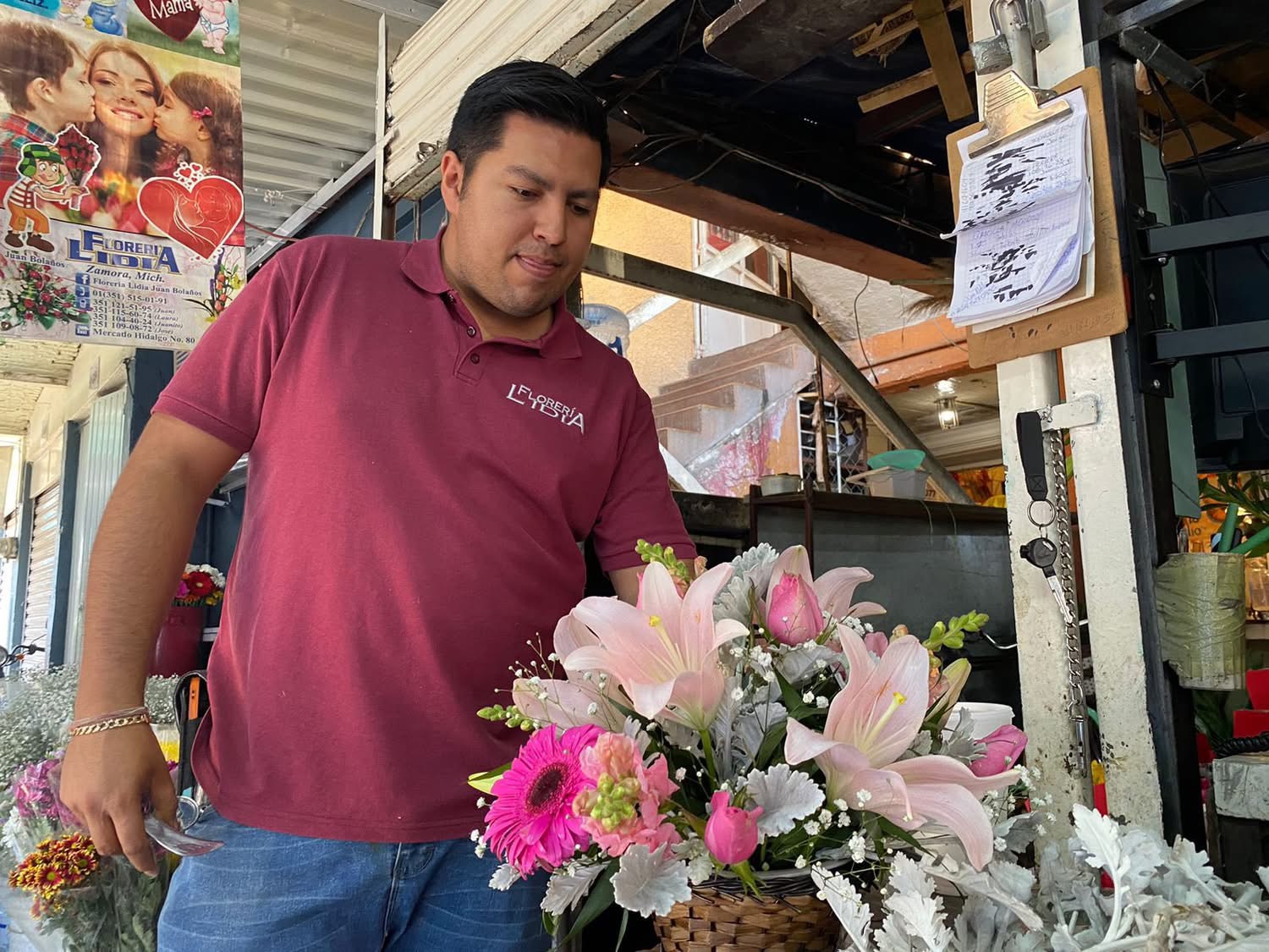 Calor y humedad comienzan a afectar venta de floristas