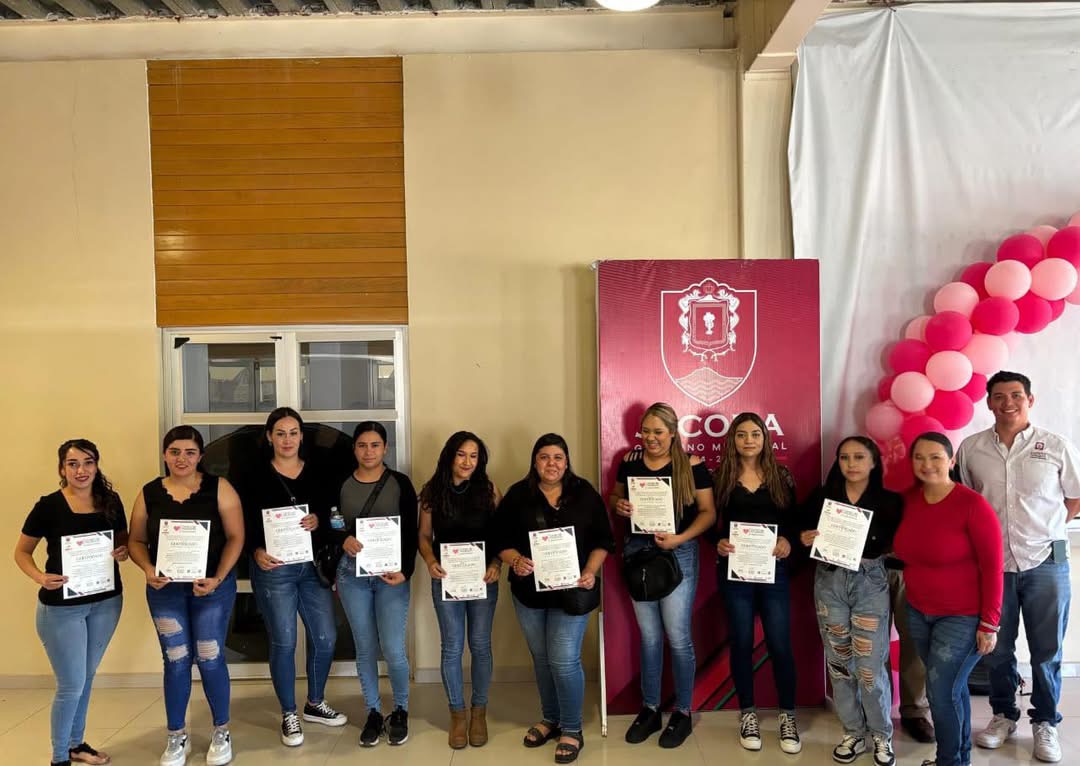 En CEDECO Jacona realizan capacitación en aplicación de keratinas, pestañas y extensiones de cabello