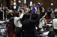 Tipifica 76 Legislatura la apología del delito salvaguardando la libertad de expresión y prensa