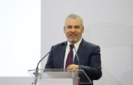 Un orgullo que por elección democrática presida la SCJN un indígena: Bedolla