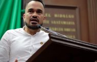 Exhorta Hugo Rangel garantizar acceso universal al agua potable en escuelas